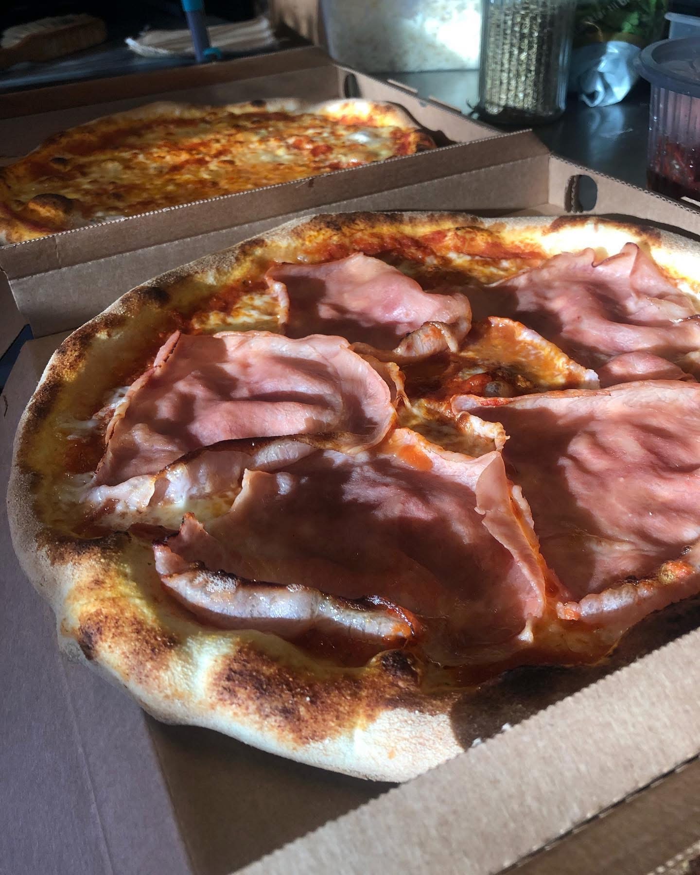 Se menuen